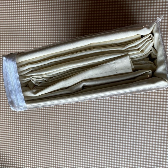 Northern Nights 100% cotton Ecru twin sheet set. NEW. Unopened - Picture 8 of 15